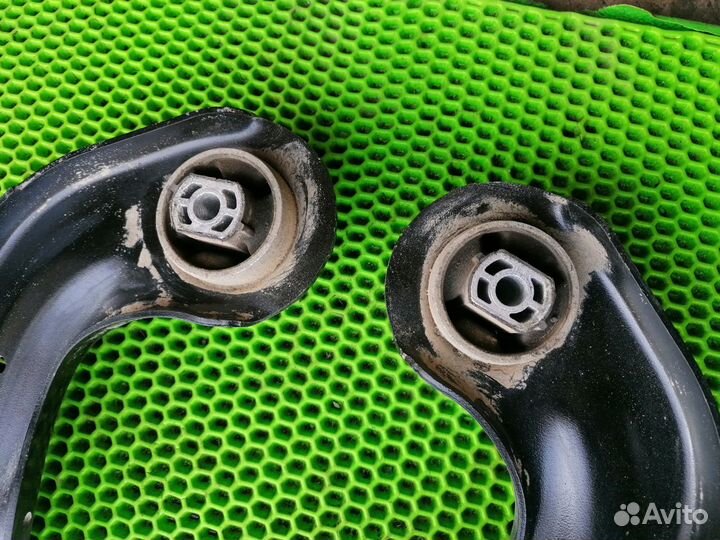 Рычаг задней подвески на VW Passat B8 2015-2019