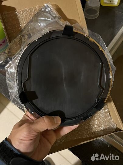 Эмблема решетки радиатора Mercedes w204 w447