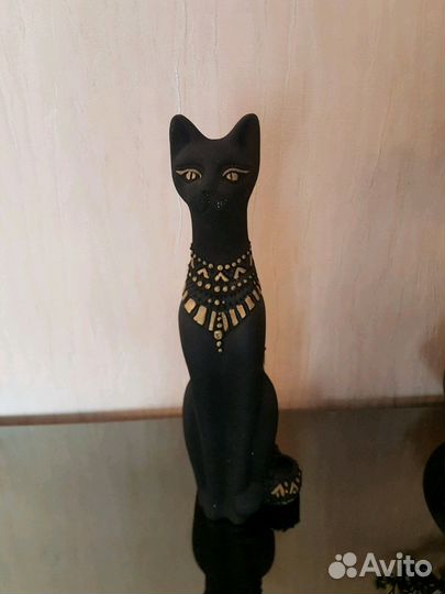 Статуэтка кошки