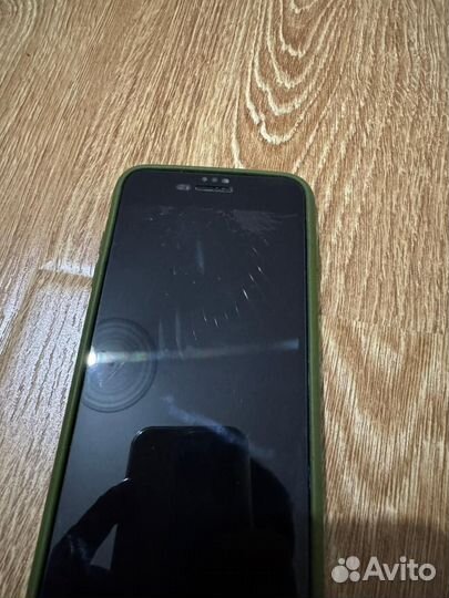 iPhone 8 Plus, 64 ГБ