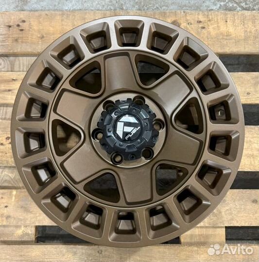 Комплект внедорожных дисков Fuel