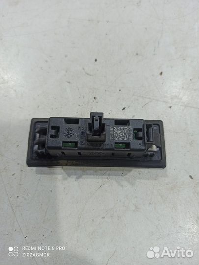 Фонарь подсветки номера (Audi Q5 Sportback FY)