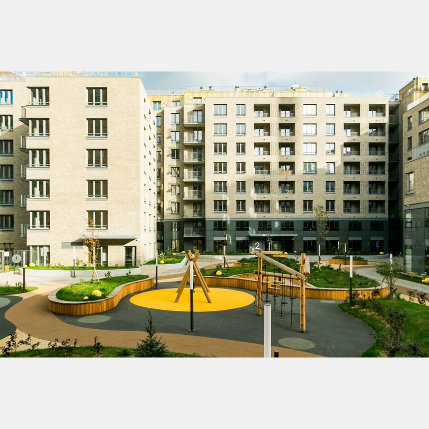 2-к. квартира, 140 м², 9/10 эт.