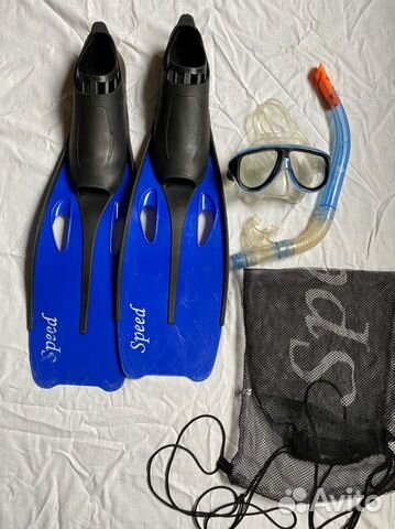 Комплект ласты, маска и трубка для подводного плав