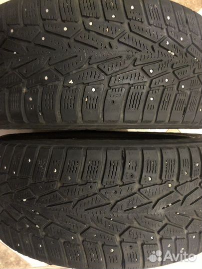 Nokian Tyres Hakkapeliitta 7 215/55 R17