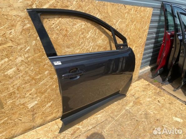Передняя правая дверь Тойота С-хр