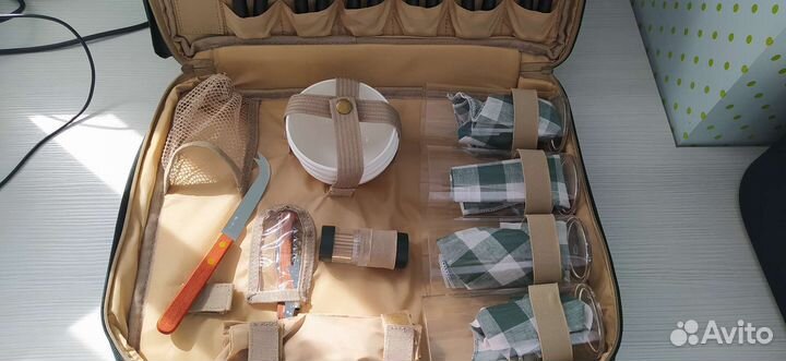 Сумка холодильник с набором посуды для пикника