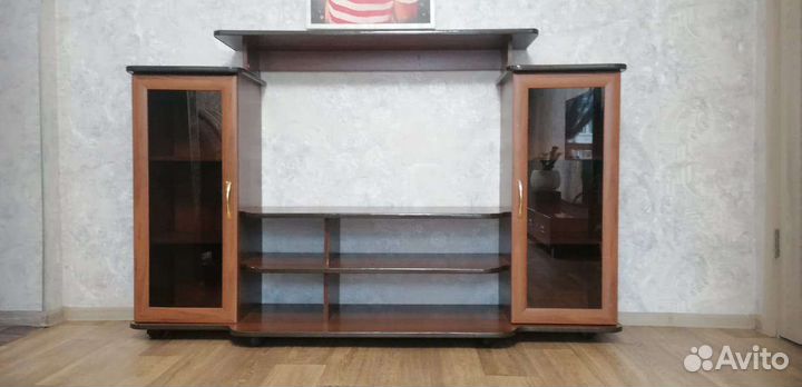 Тумба под телевизор