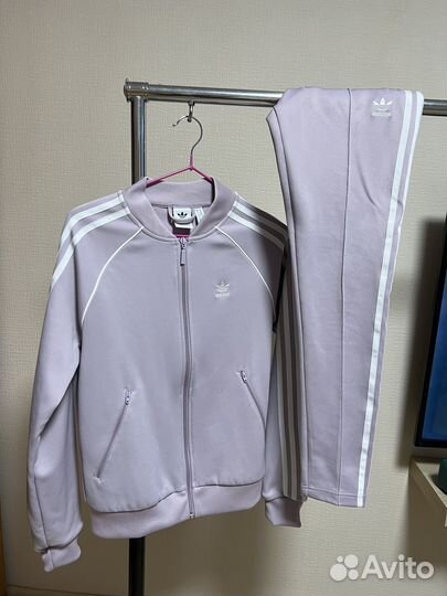 Спортивный костюм женский adidas