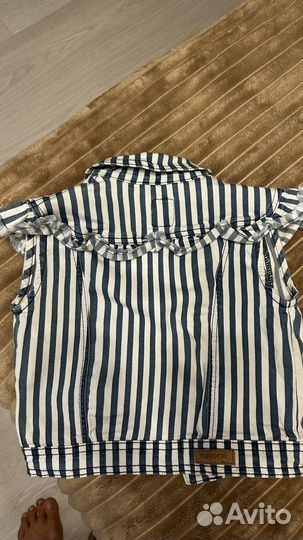 Джинсовая жилетка и ромпер Mayoral