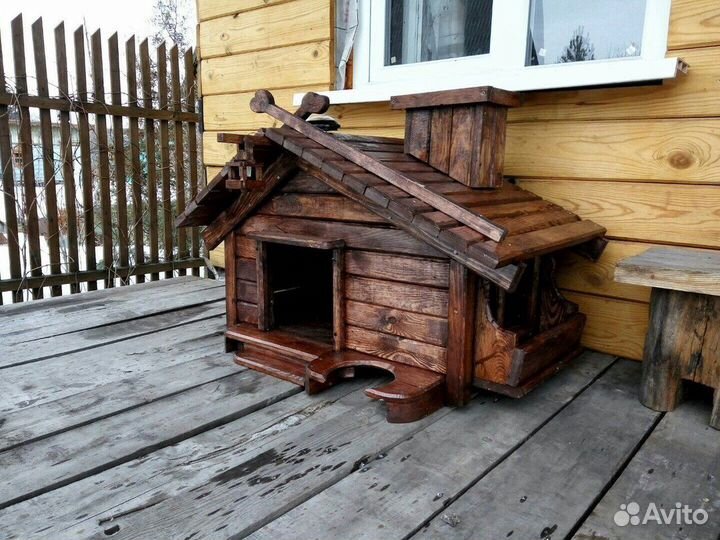 Утепленные собачьи будки