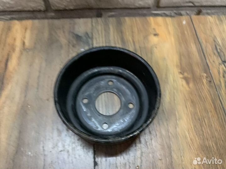 Lexus LX 570 Шкив термомуфты 5.5л 3urfe