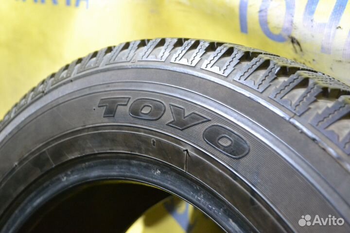 Toyo Observe Garit G30 215/60 R16