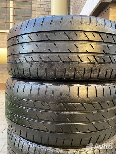 Bridgestone Turanza T001 225/45 R17