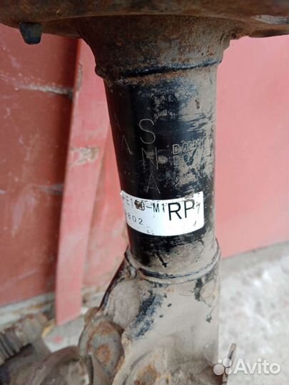 Амортизатор и поворотный кулак Honda civic 4d