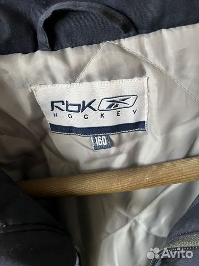 Костюм для занятий хоккеем