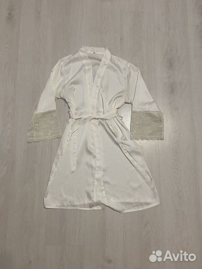 Шелковый халат для невесты