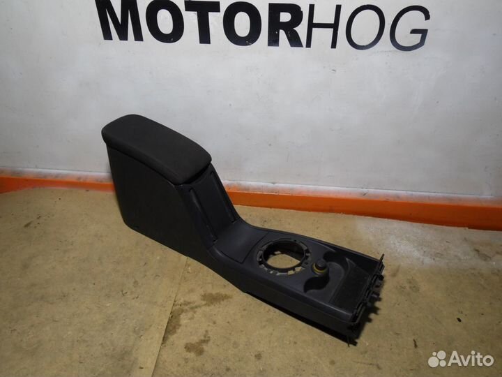 Подлокотник Рено Меган 2