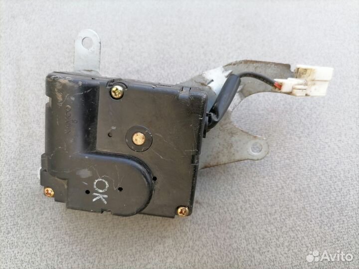 Моторчик заслонки отопителя для Hyundai Sonata IV