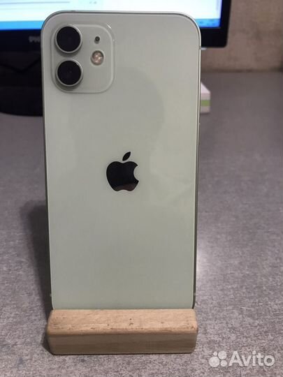 iPhone 12, 64 ГБ