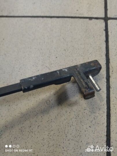 Поводок дворника правый Ford Focus 2 qqdb 1.8 2007