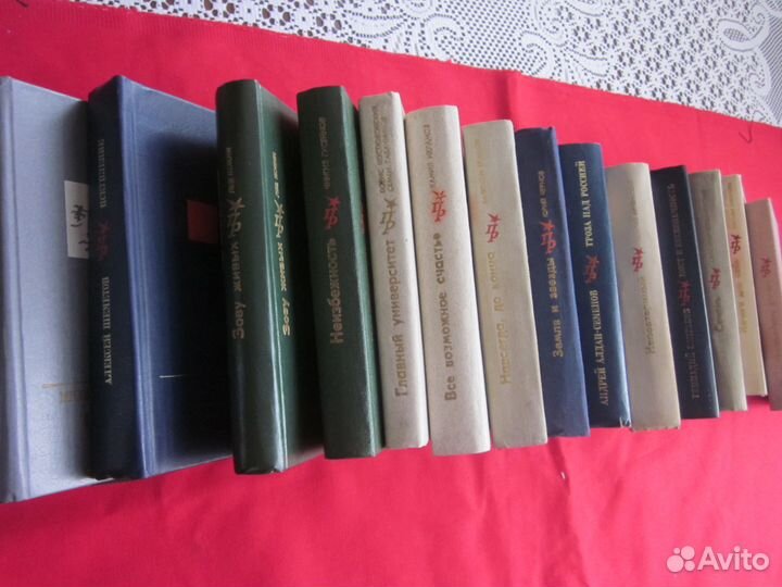 Продам книги