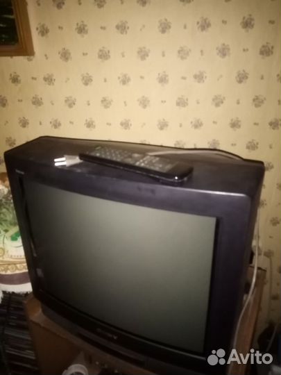Телевизор Sony trinitron