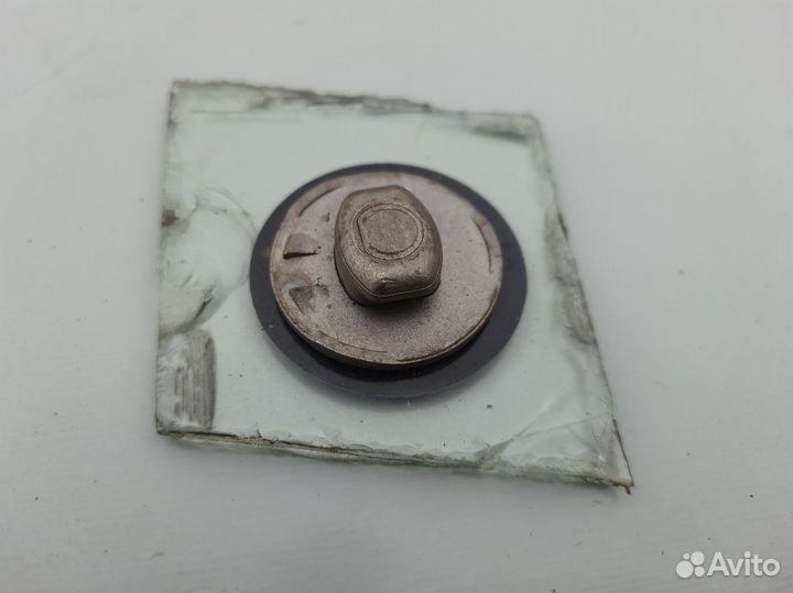 Кронштейн салонного зеркала Skoda Fabia