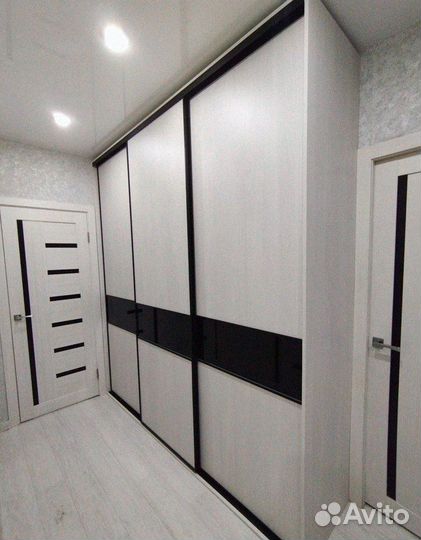 Шкаф купе в прихожую на заказ от фабрики