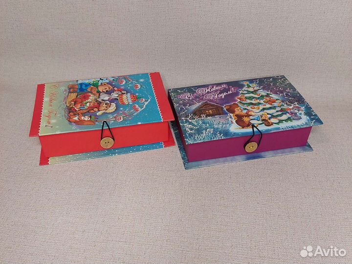 Коробка подарочная новогодняя