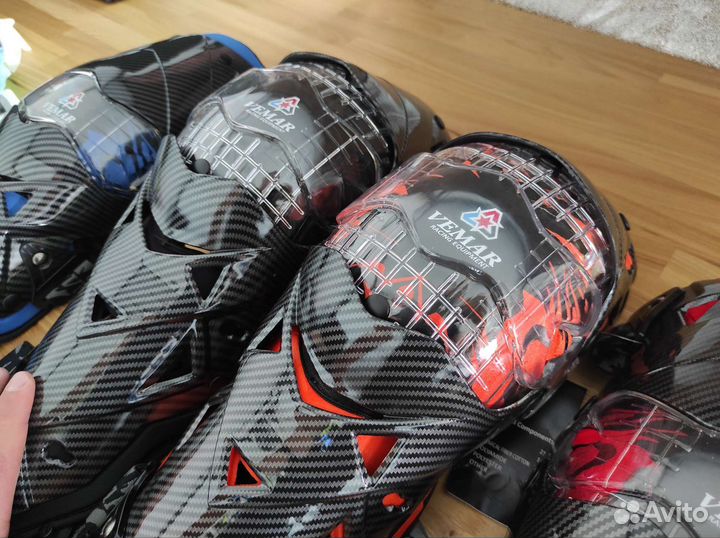 Наколенники шарнирные Scoyco