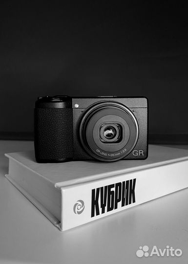 Компактный фотоаппарат Ricoh GR 3x