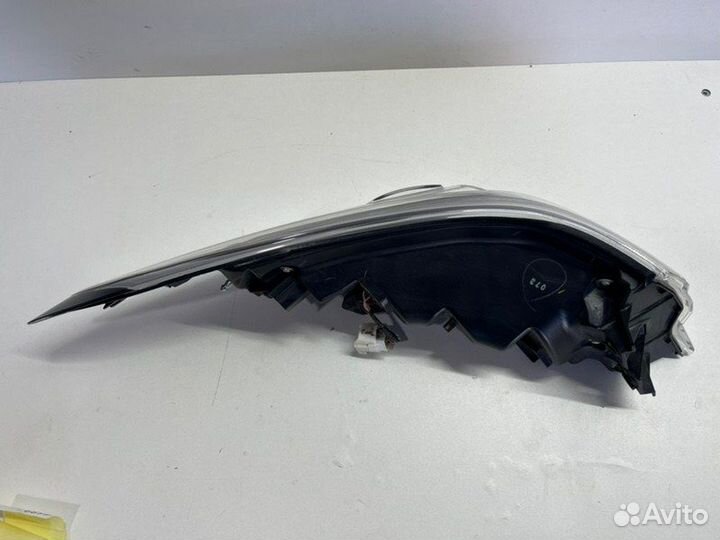 Фонарь наружный задний правый Toyota Camry V70/V75