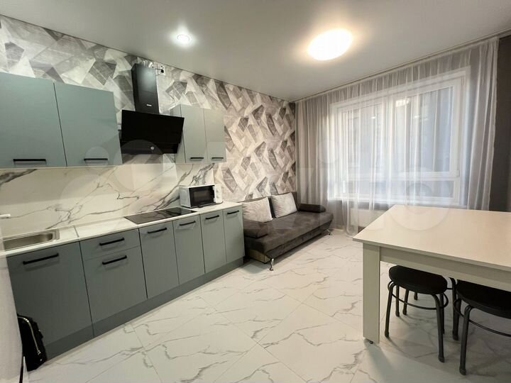 2-к. квартира, 39 м², 4/25 эт.