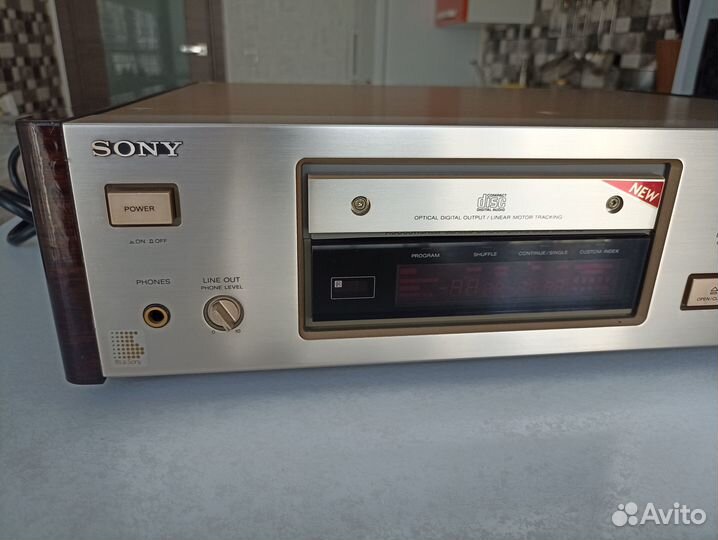 Проигрыватель Sony cdp x77es