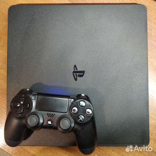 Sony PS4 Slim + игры и подписка