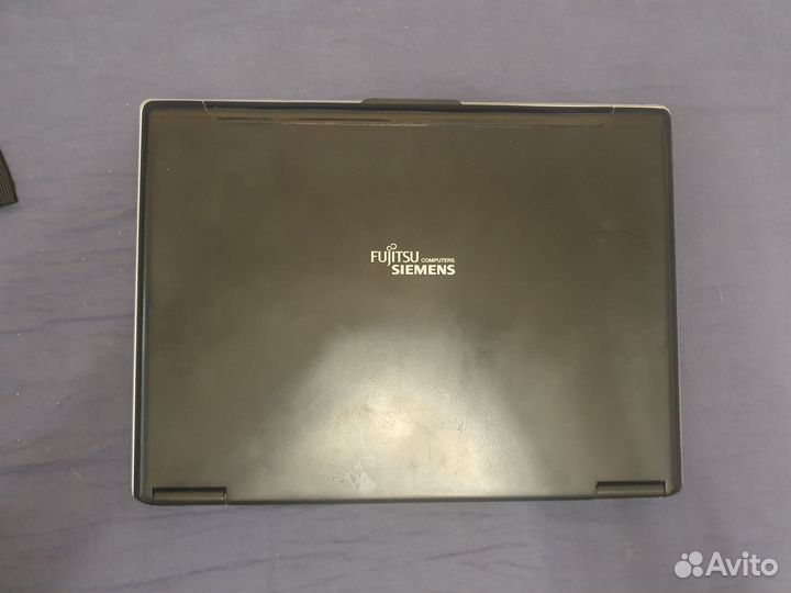 Fujitsu siemens amilo pro v3205