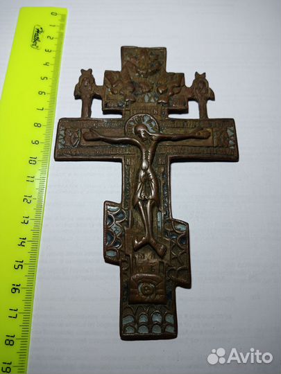 Крест распятие 19 век. Бронза. 2-эмали+ крестик