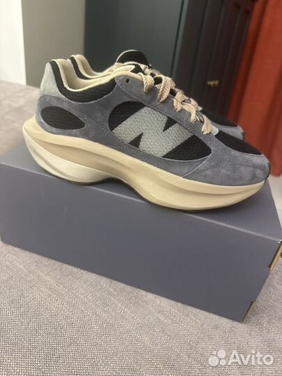 Кроссовки женские new balance