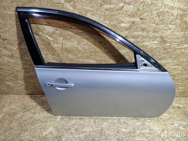 Дверь передняя правая Infiniti skyline v36