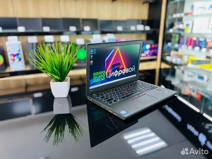 Мощный ноутбук ThinkPad X270 Intel Core i5/DDR4-8