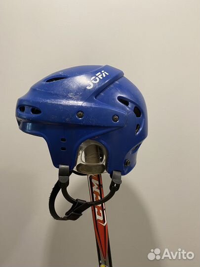 Хоккейный шлем jofa 690L