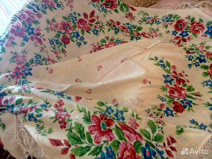 Старинный платок