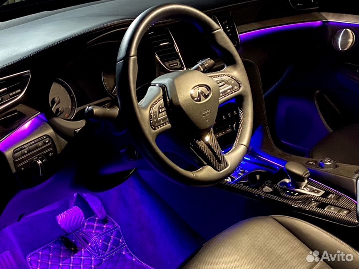 Подсветка салона автомобиля премиального уровня