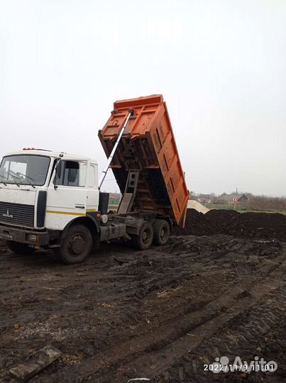 Доставка песка, грунта услуги самосвала