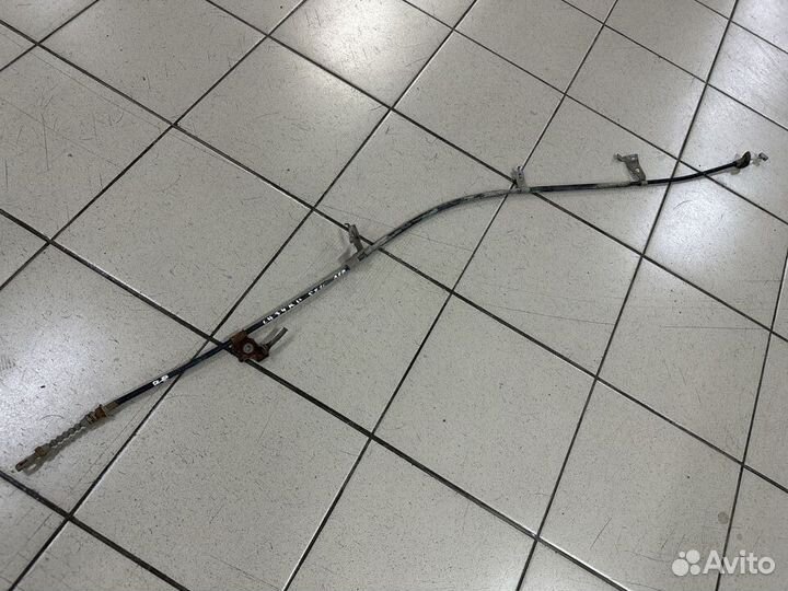 Трос ручника левый Сузуки Suzuki SX4 2010