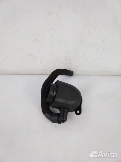 Патрубок воздушного фильтра ауди Q7 2005