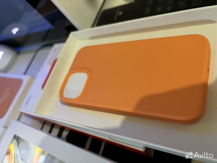 Чехлы iPhone 13 mini / iPhone 12 mini