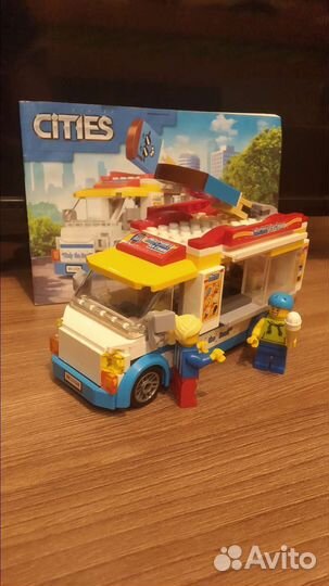 Lego City Фургон с мороженым