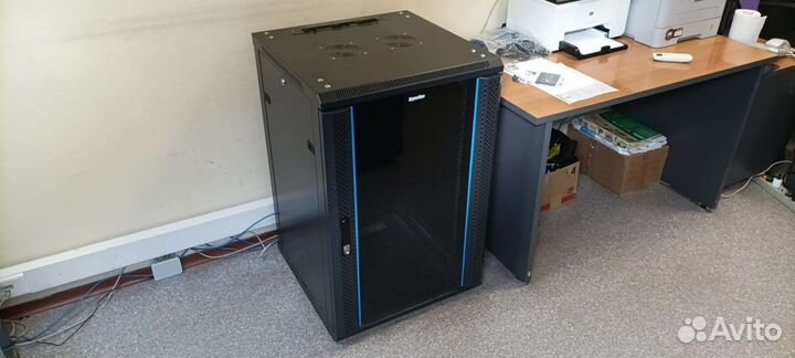 Шкаф телекоммуникационныйHyperline 18U 19
